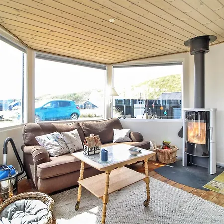 Jorie - 100m From The Sea By Interhome Holiday home